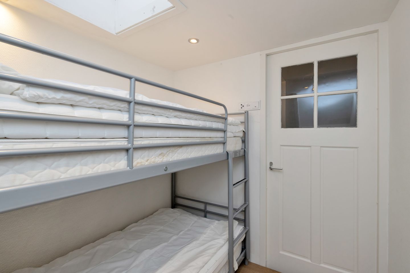 Photo 19 of Vijverweg 16-26