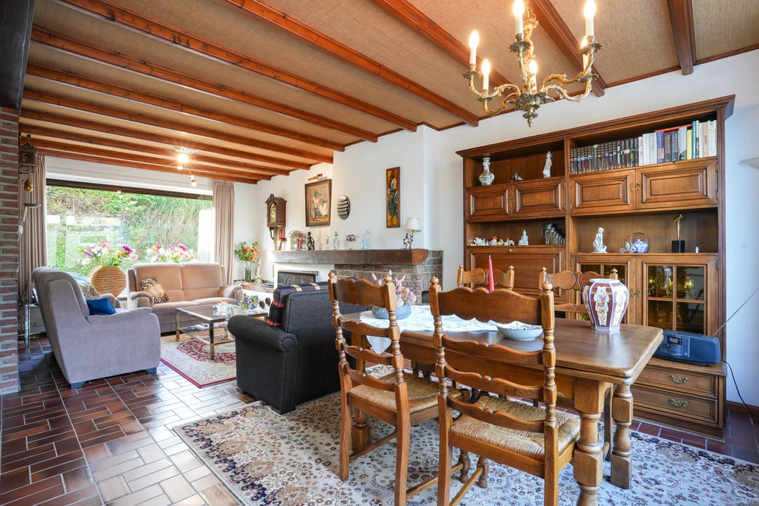 Foto 8 van Limburgstraat 27