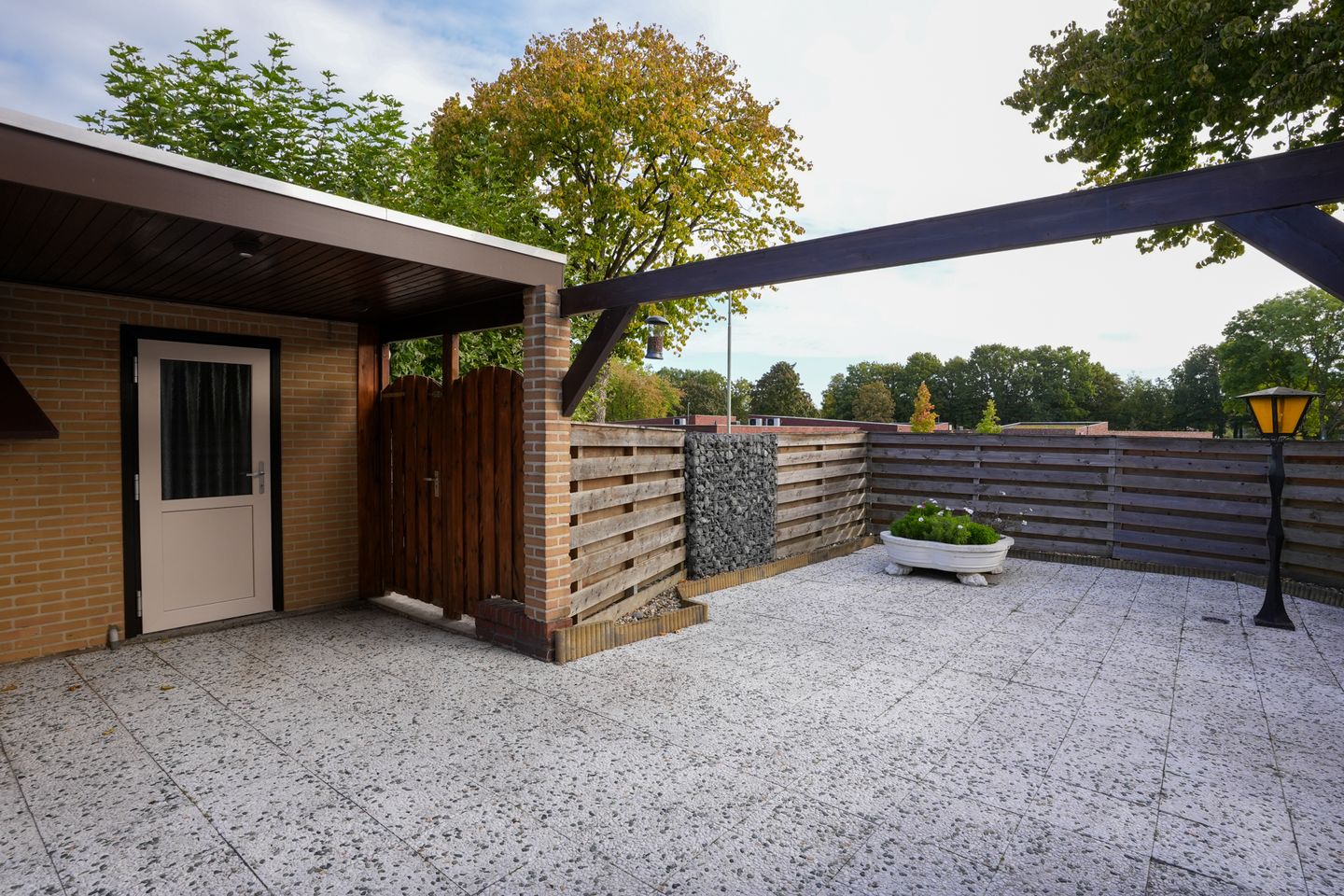 Foto 19 van Limburgstraat 27