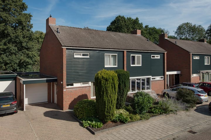 Foto 1 van van Bothnialaan 43