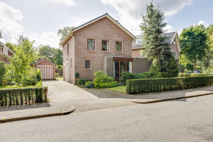 Foto 1 van Planetenlaan 25