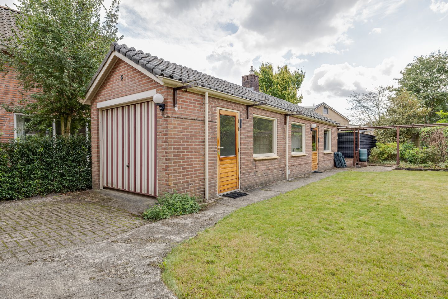 Foto 25 van Planetenlaan 25