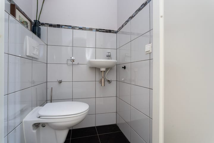 Foto 17 van Parallelweg 64