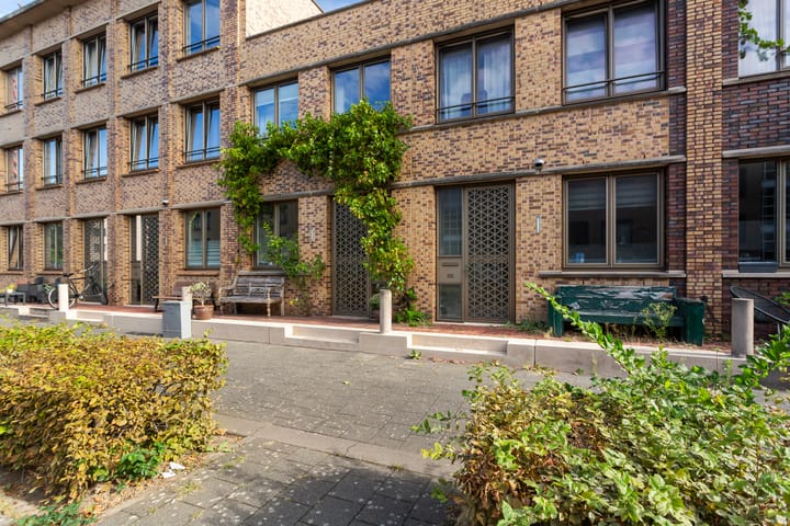 Foto 22 van Parallelweg 64