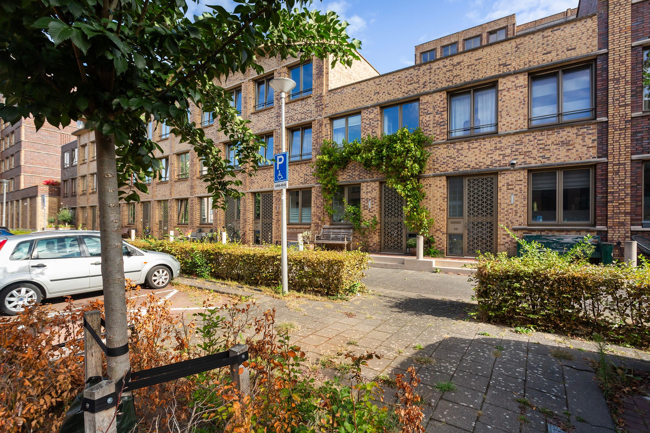 Foto 24 van Parallelweg 64