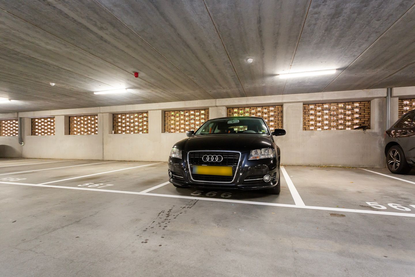 Foto 25 van Parallelweg 64