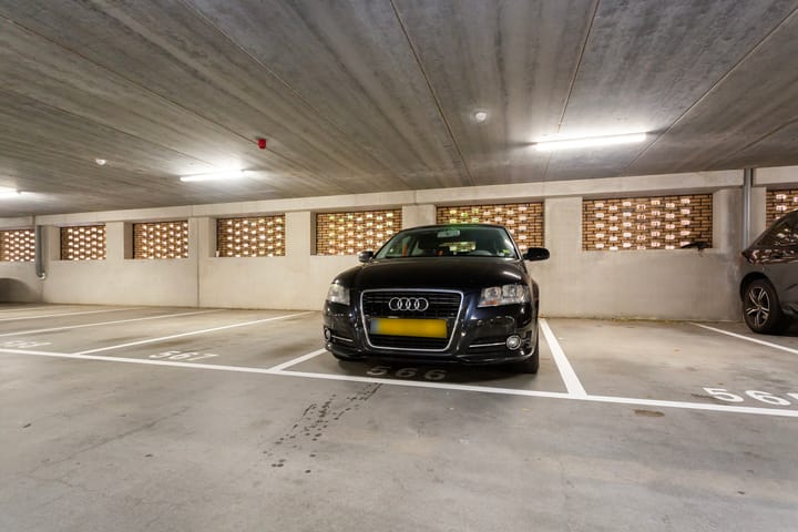 Foto 25 van Parallelweg 64