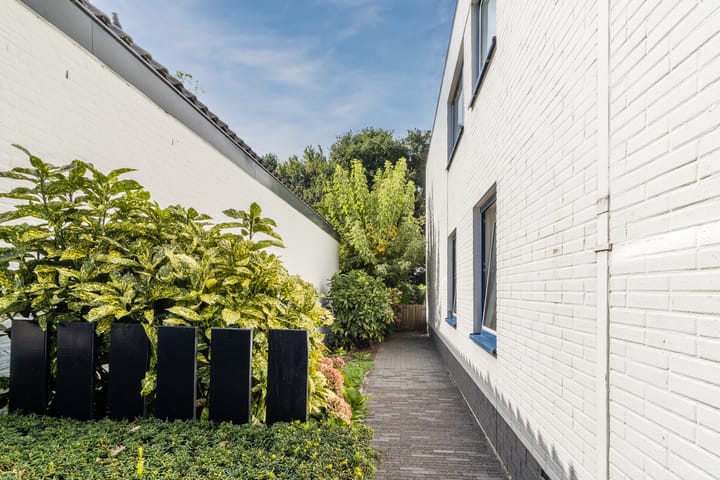 Foto 51 van Boterbloemlaan 4