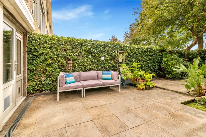 Photo 41 of De Loet 196