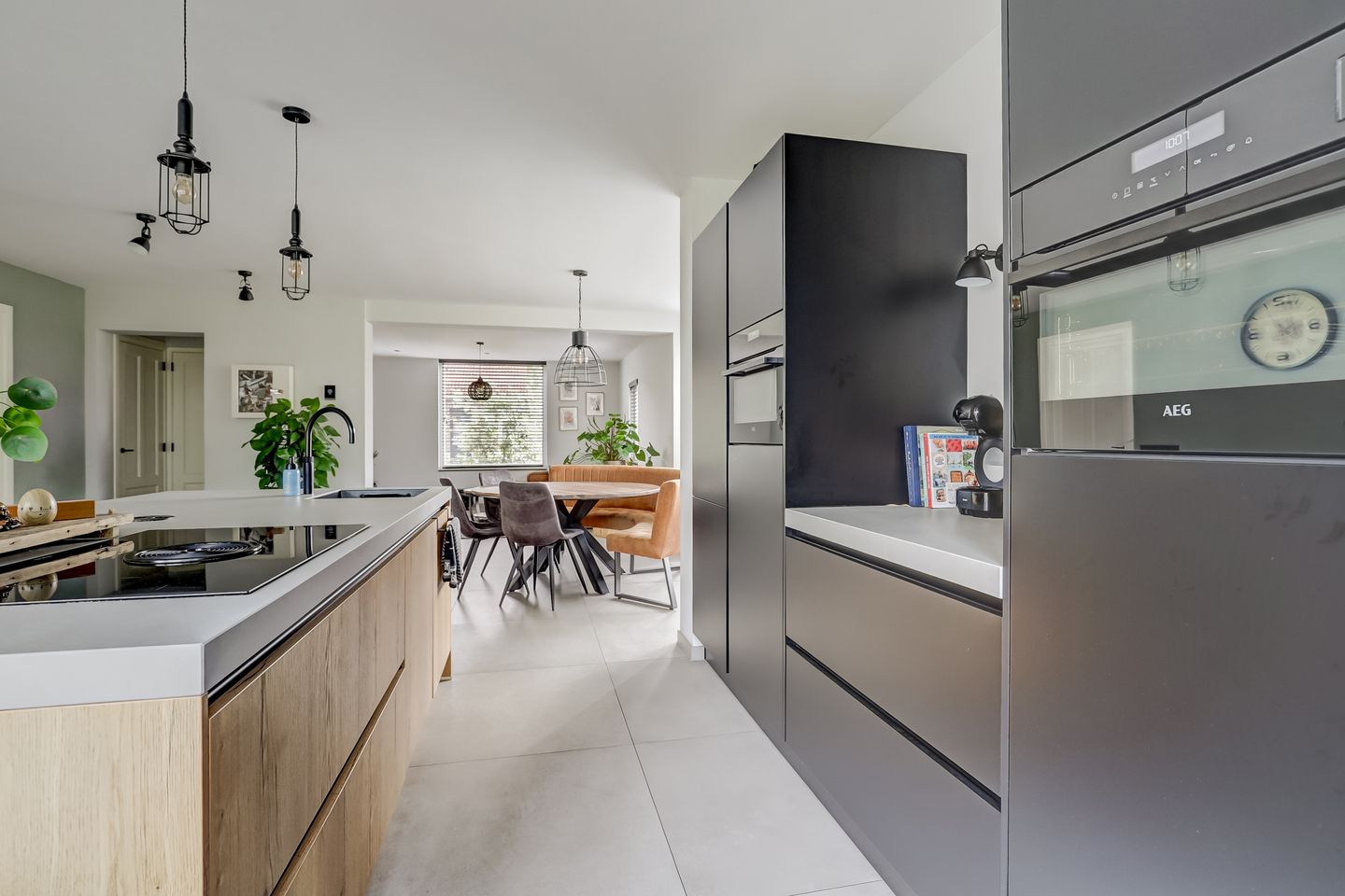 Foto 14 van Molenstraat 5