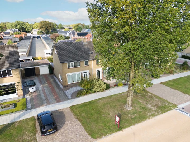 Photo 4 of Smitstraat 16