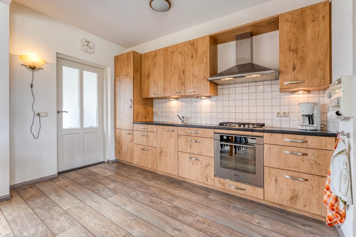 Photo 9 of Smitstraat 16