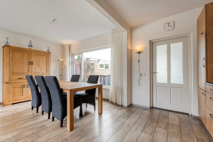 Photo 10 of Smitstraat 16