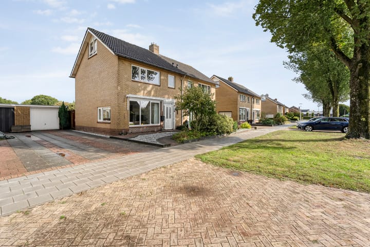 Photo 32 of Smitstraat 16