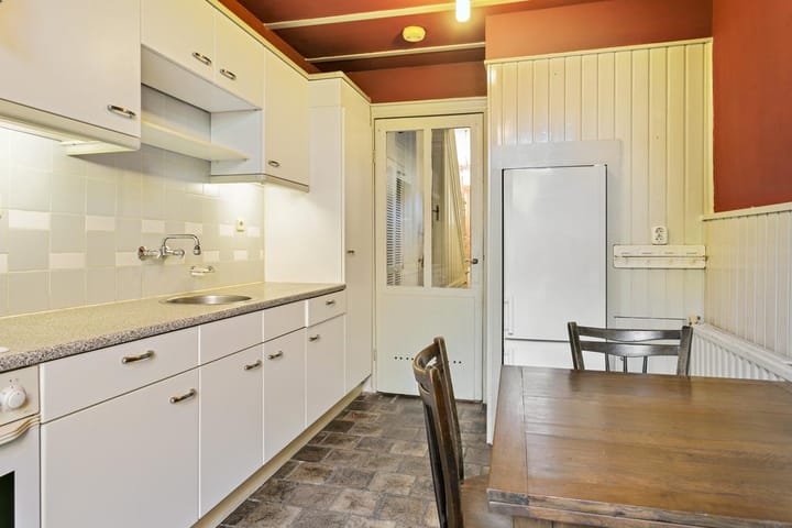 Foto 11 van Dokter Leursstraat 4