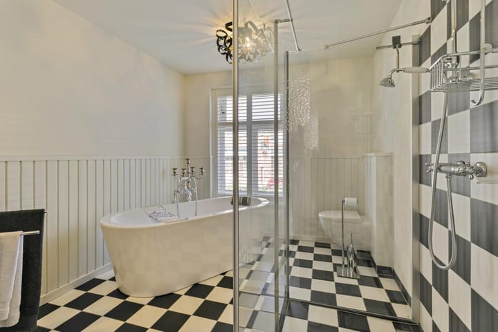 Foto 19 van Dokter Leursstraat 4