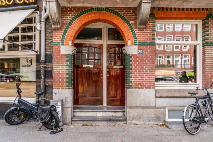 Photo 6 of Admiraal De Ruijterweg 29-1