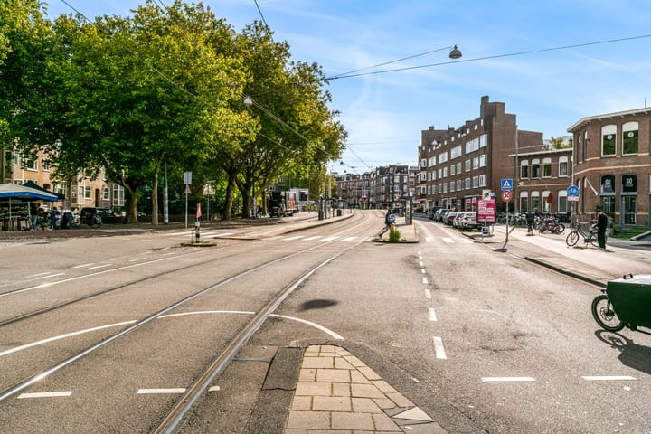 Photo 36 of Admiraal De Ruijterweg 29-1