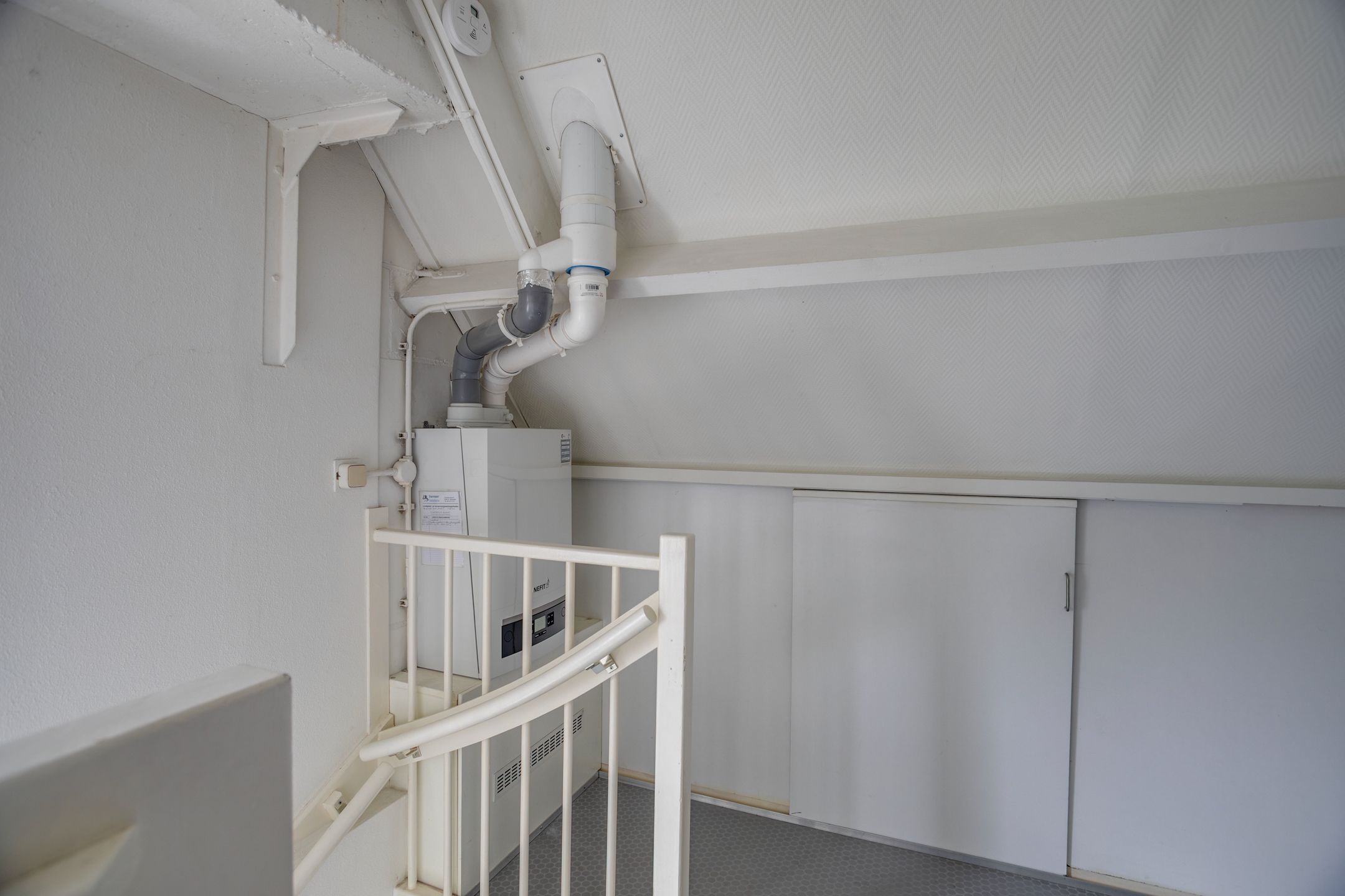 Foto 24 van Burgemeester Poortstraat 32