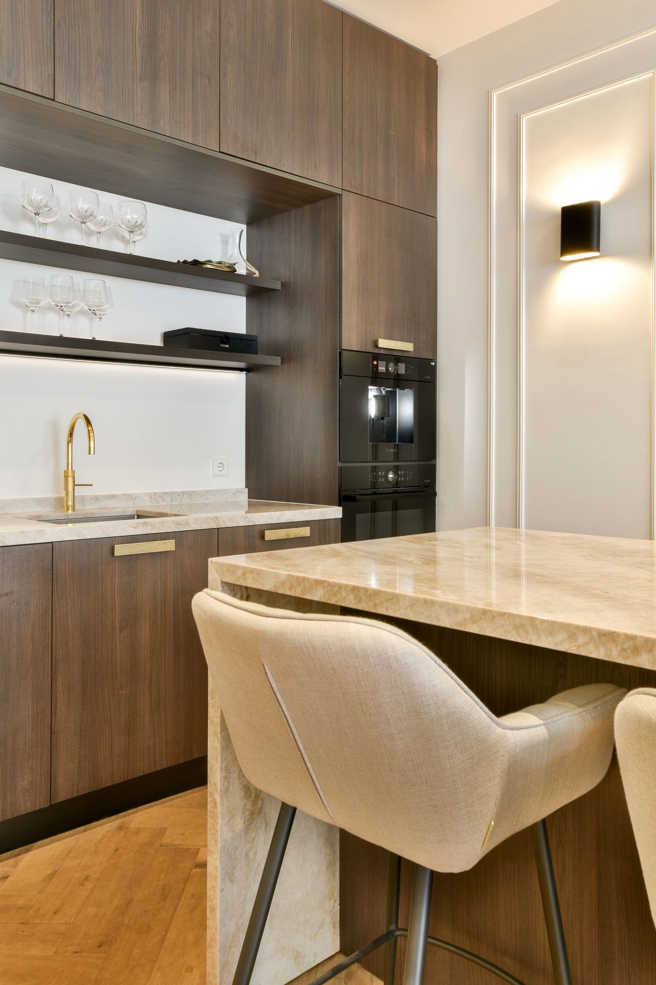 Photo 4 of Wilhelminastraat 127-H