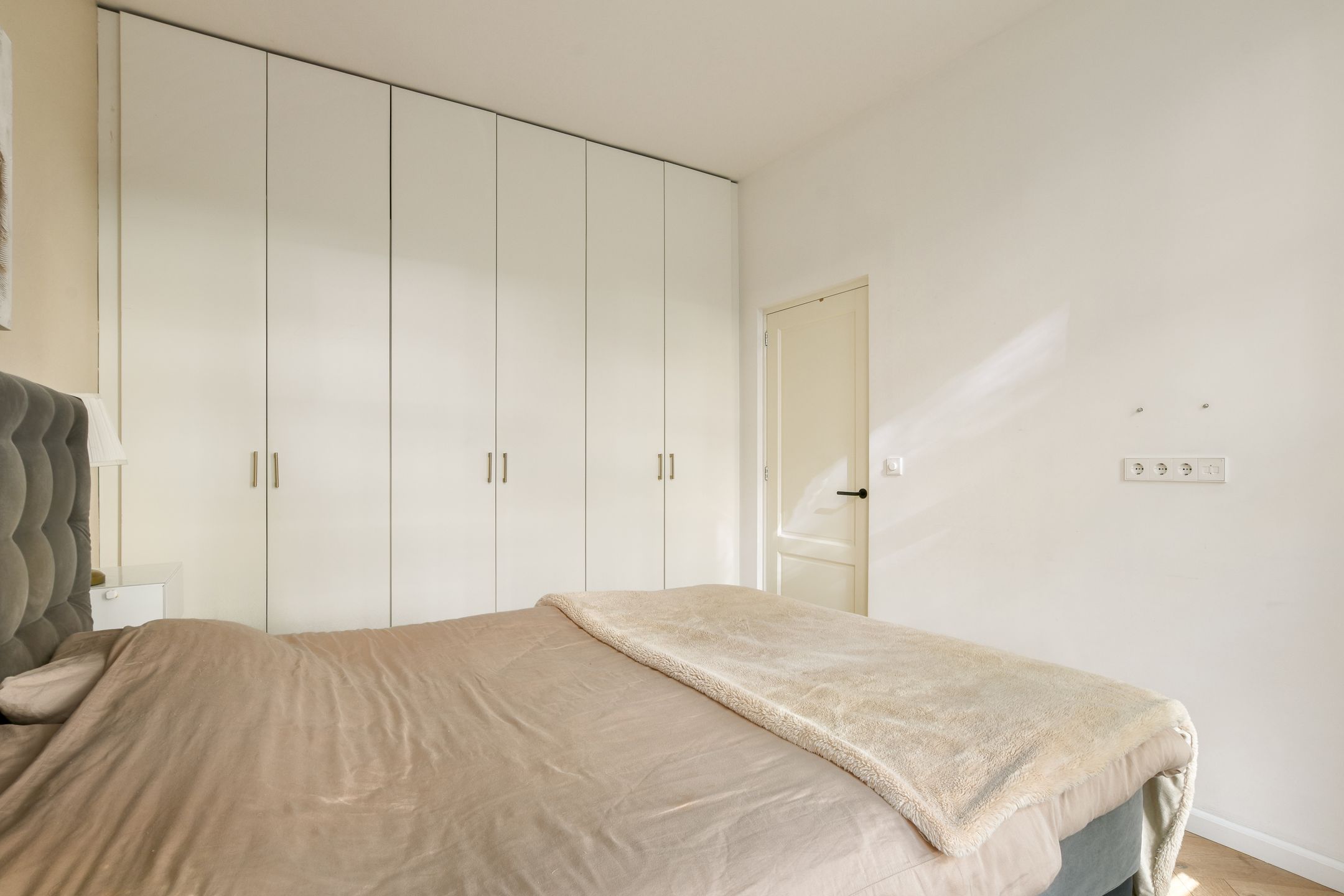 Photo 12 of Wilhelminastraat 127-H