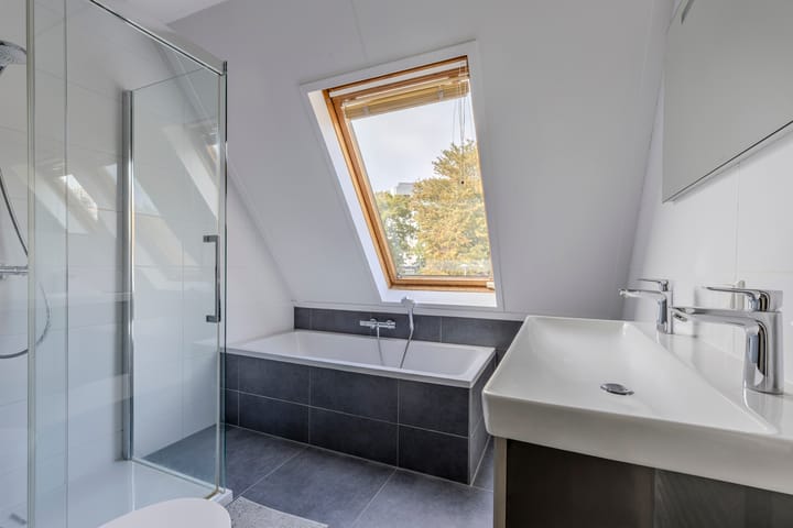 Foto 6 van Beellaan 11