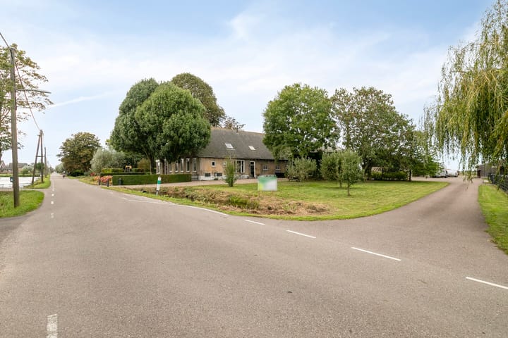 Photo 5 of Benedenheulseweg 32