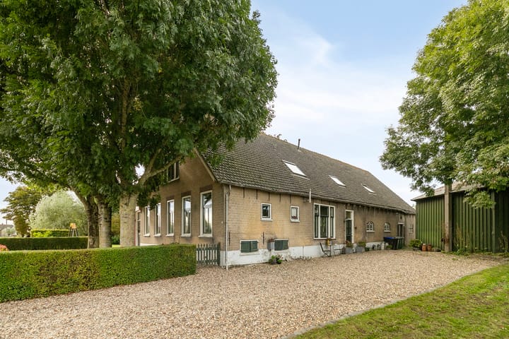 Photo 6 of Benedenheulseweg 32