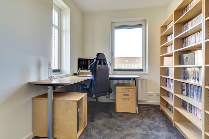 Foto 20 van Lucebertstraat 3