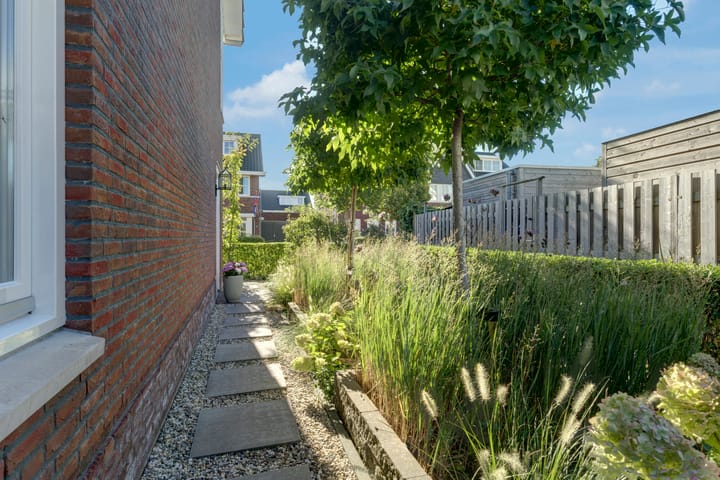 Foto 34 van Lucebertstraat 3