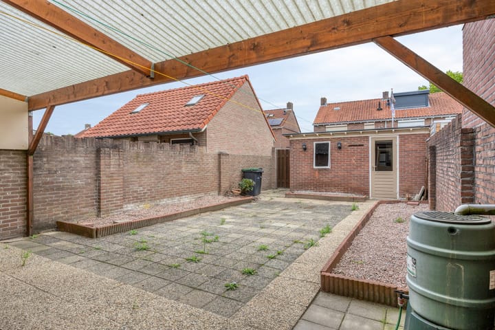 Foto 17 van Iman van den Boschstraat 18