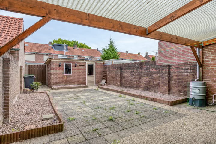 Foto 18 van Iman van den Boschstraat 18