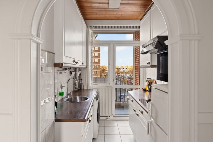 Foto 15 van Schiedamseweg 182-D