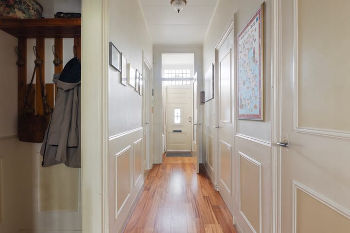 Photo 6 of Iewâl 10