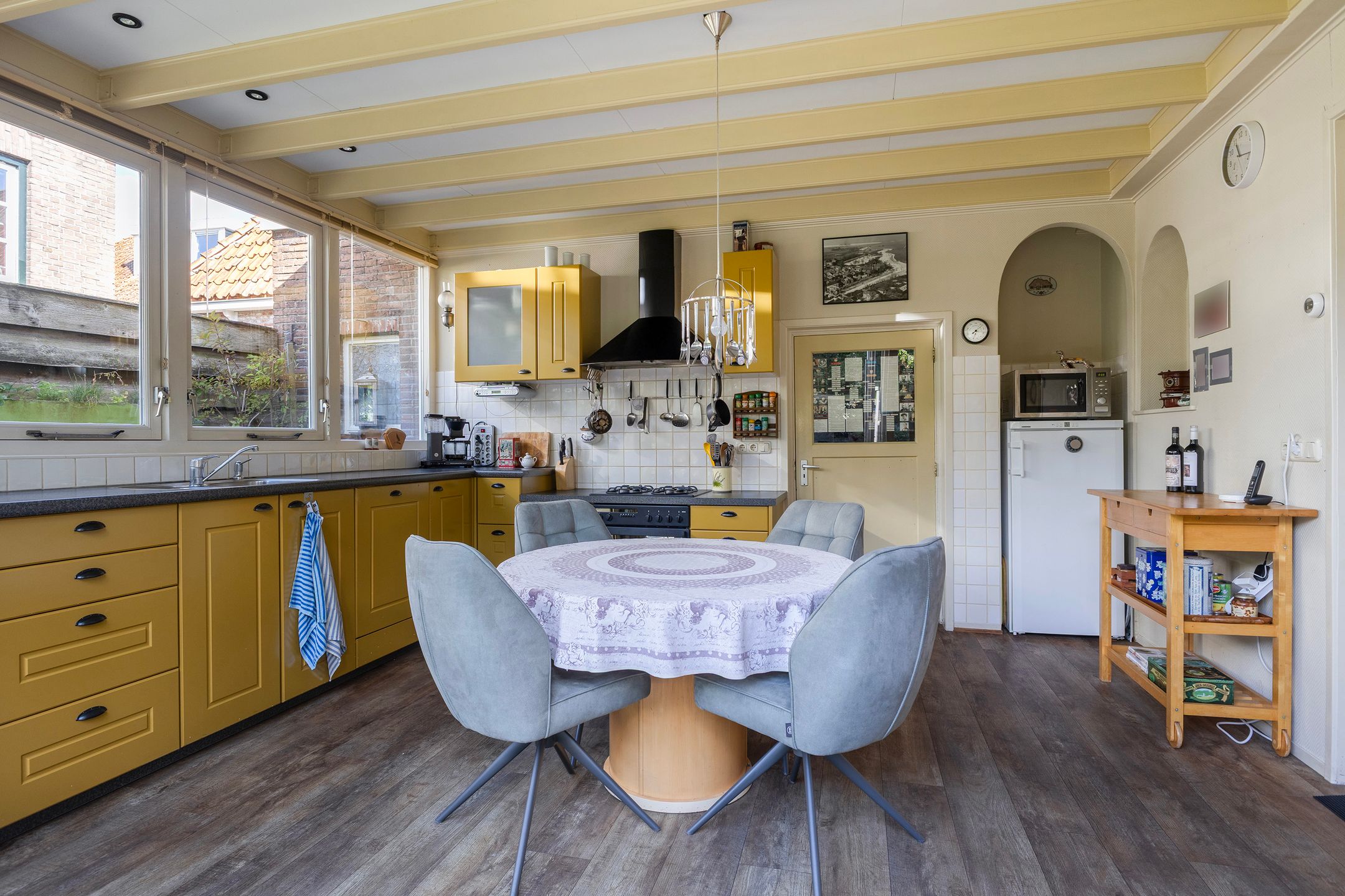 Foto 12 van Iewâl 10