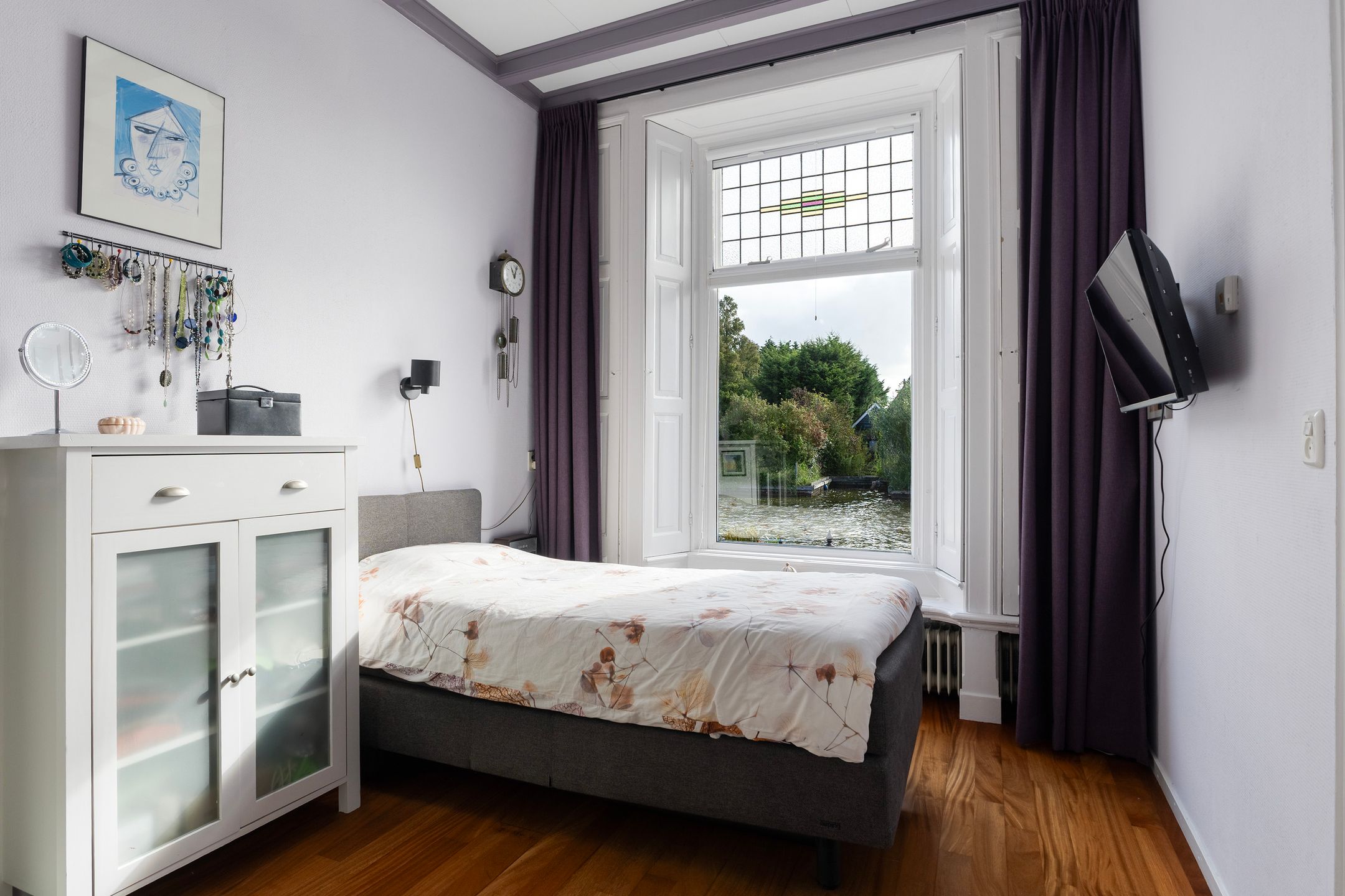 Foto 15 van Iewâl 10