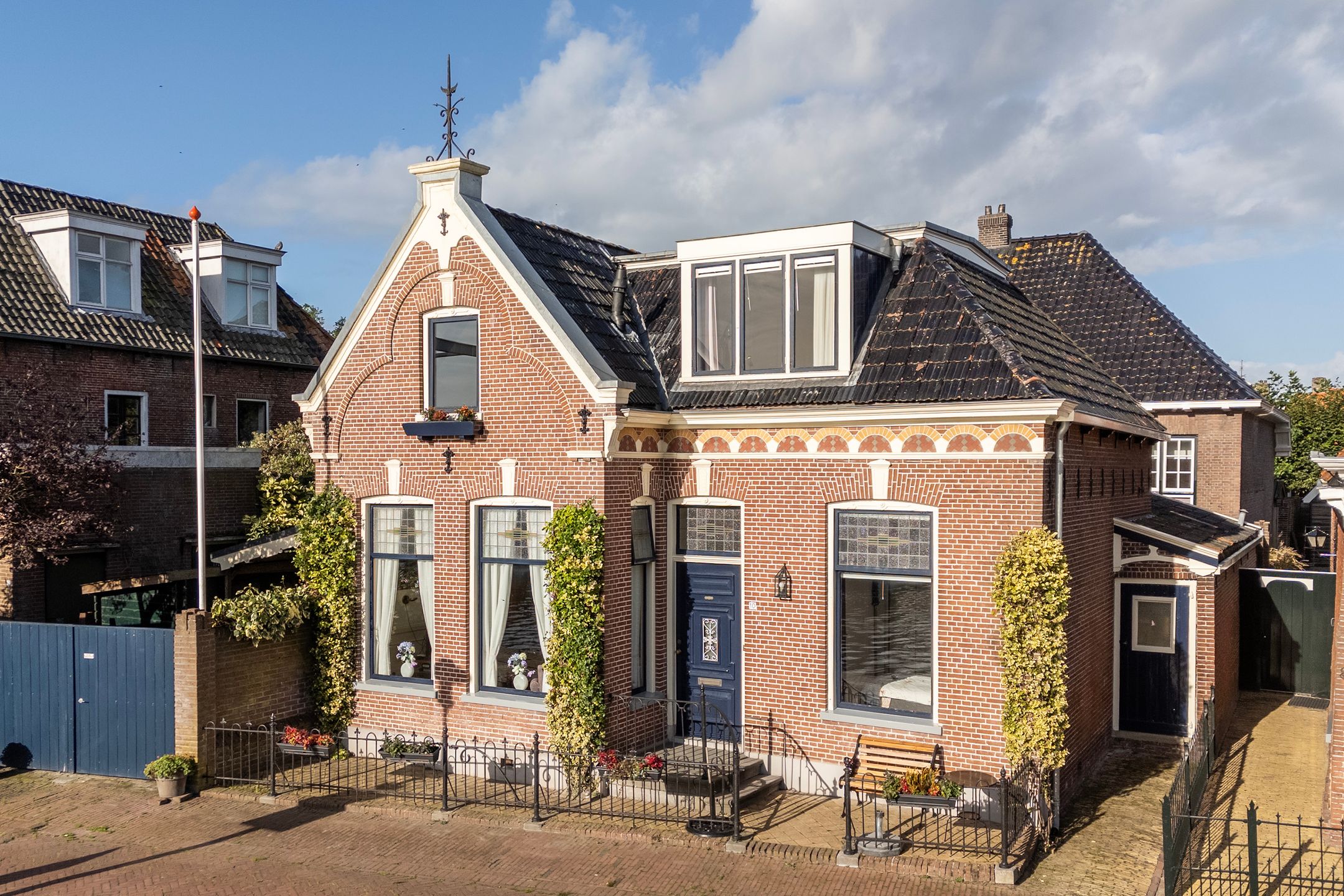 Foto 33 van Iewâl 10