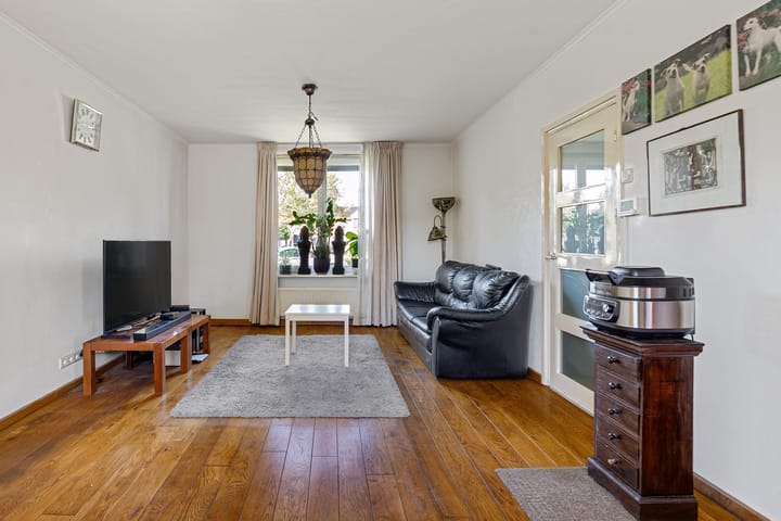 Photo 4 of Aalmoezenier Roumenplein 66