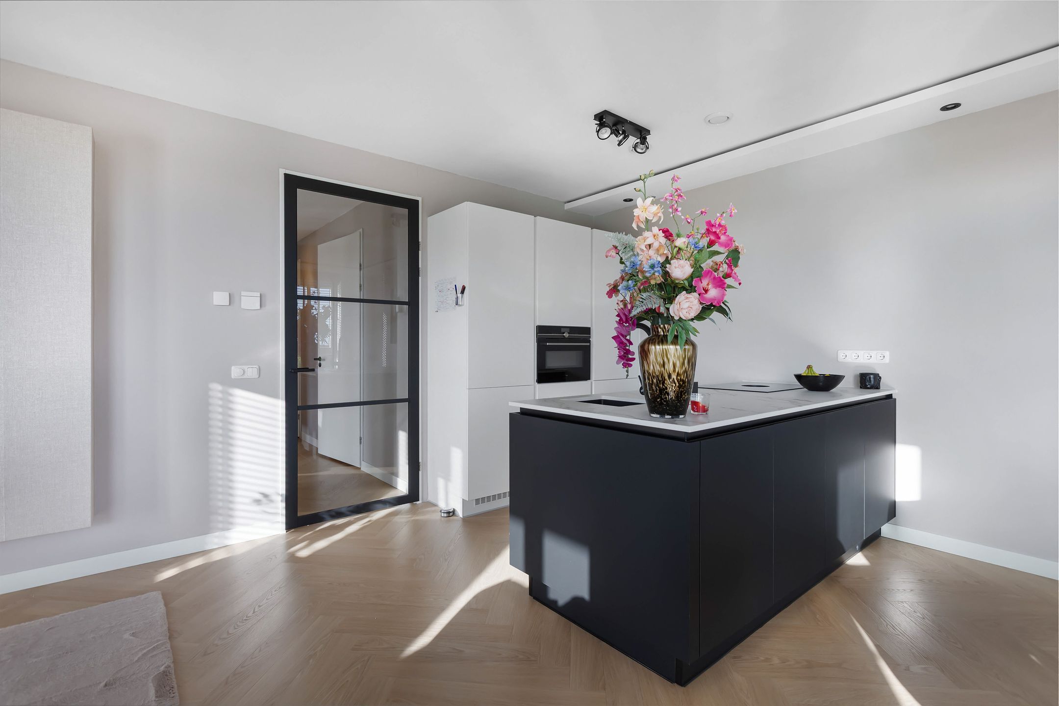 Foto 15 van Buenos Airesstraat 219