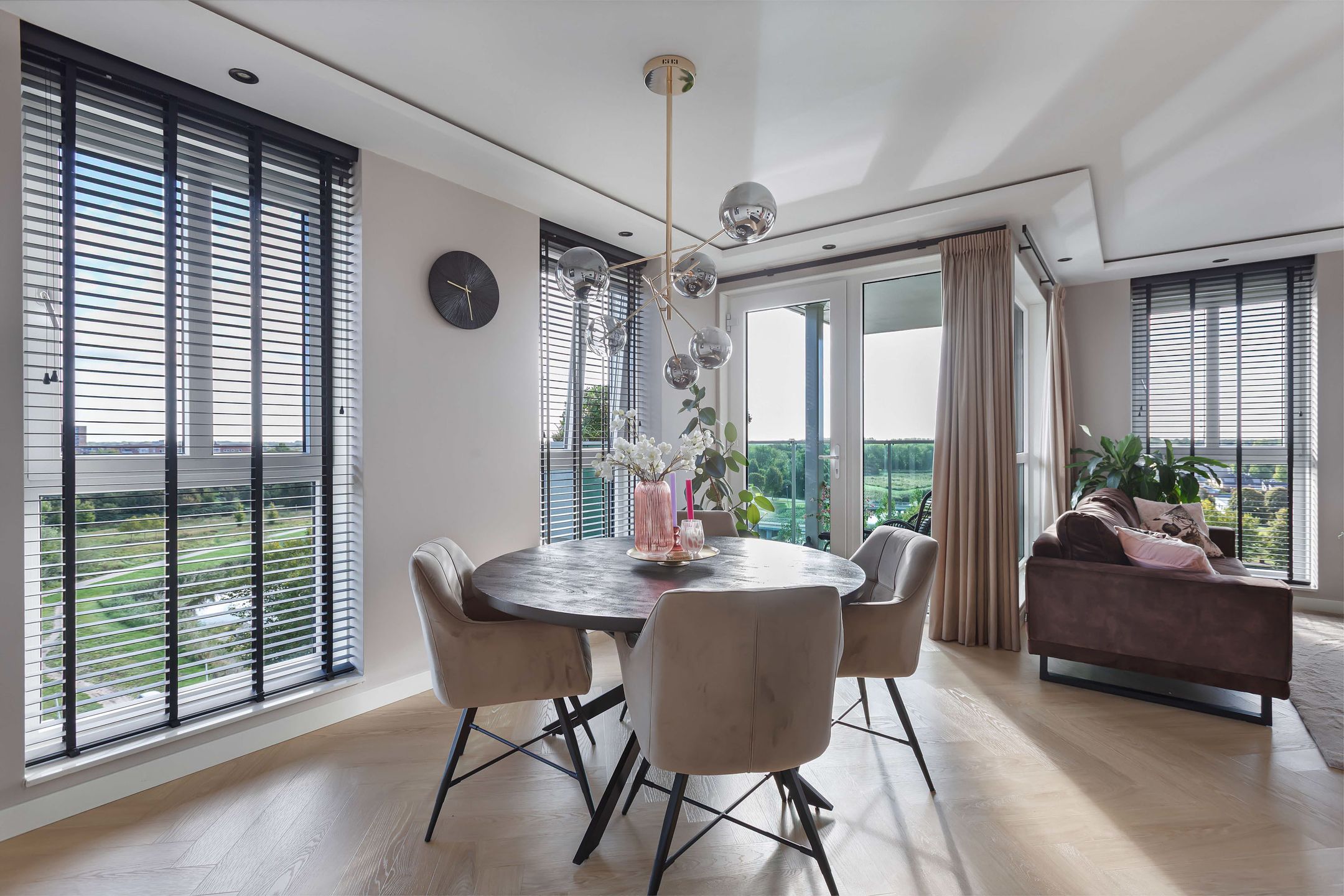 Foto 21 van Buenos Airesstraat 219