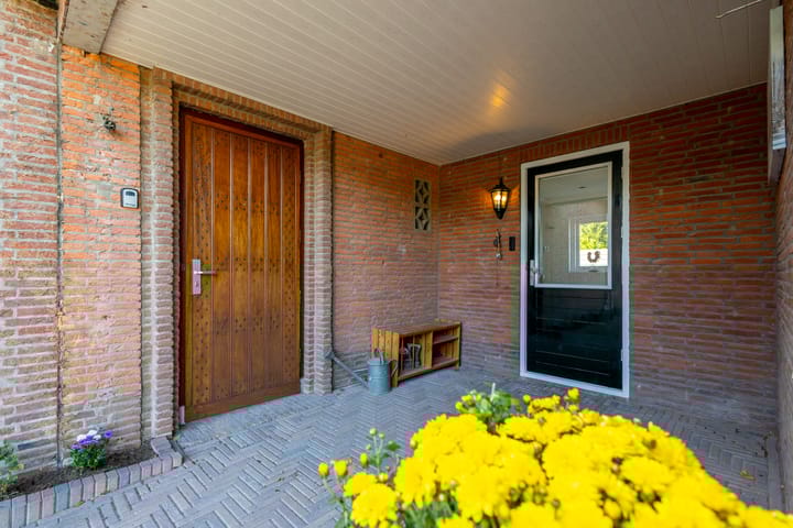 Foto 9 van Parallelweg 10