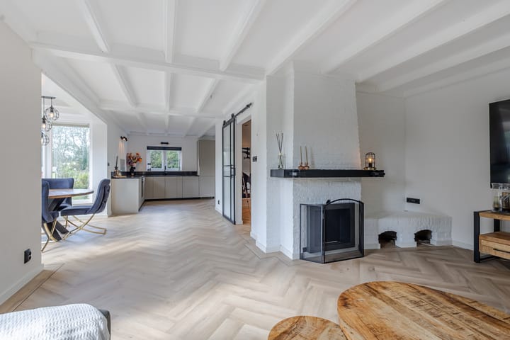 Foto 15 van Parallelweg 10