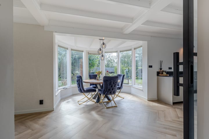 Foto 17 van Parallelweg 10