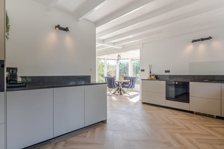 Foto 22 van Parallelweg 10