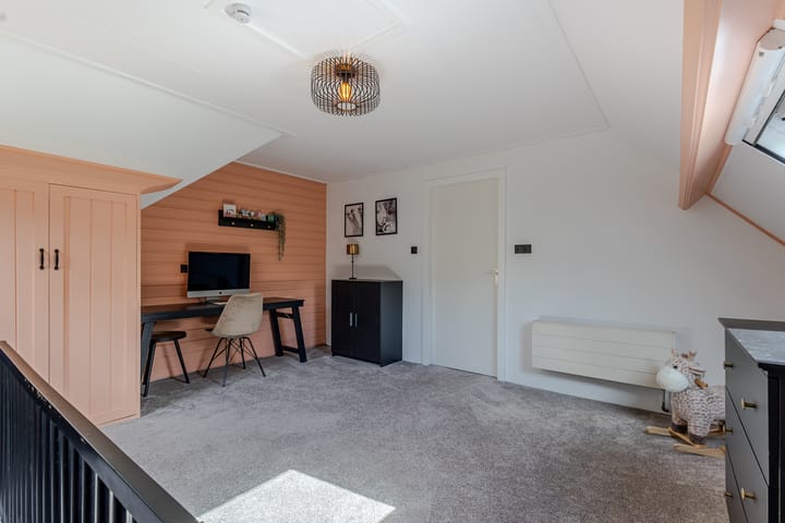 Foto 36 van Parallelweg 10