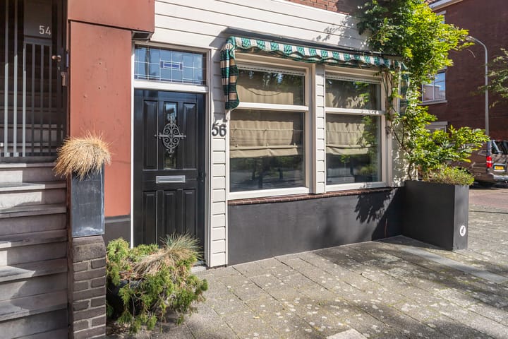 Foto 5 van Aarnout Drostlaan 56