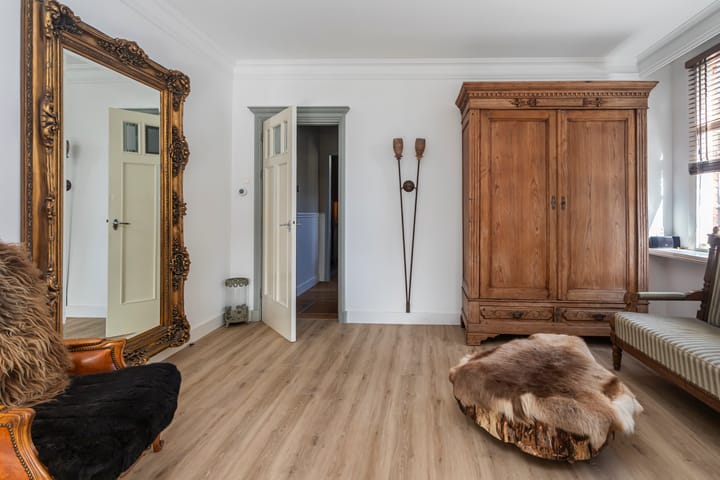 Foto 15 van Aarnout Drostlaan 56