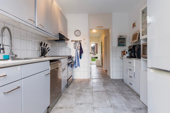 Photo 11 of Kruizemuntstraat 851