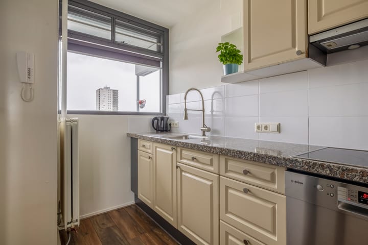 Photo 2 of Hemingwayplaats 176