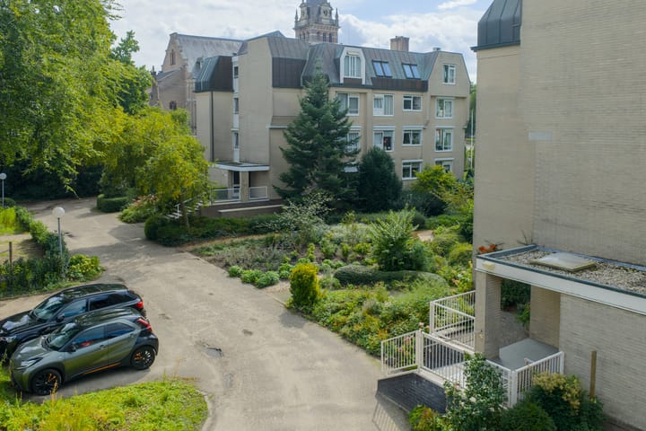 Foto 28 van Loolaan 20-D